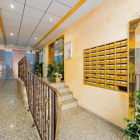 Con Aparcamiento Cerca Del Mar En