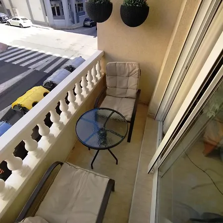 Apartament Con Aparcamiento Cerca Del Mar En Torrevieja